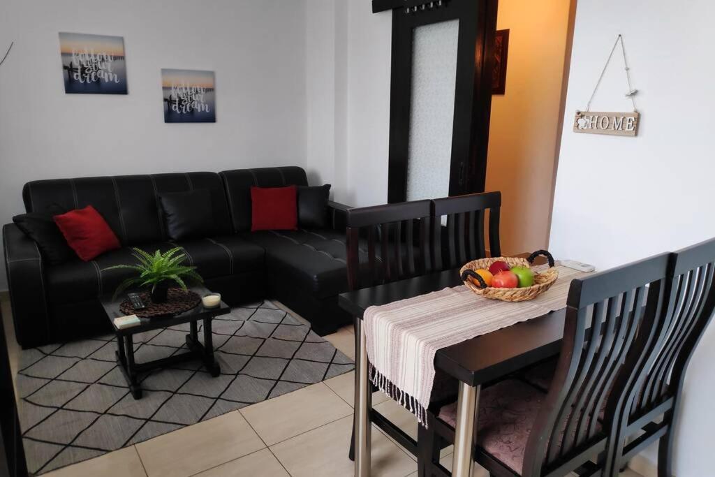 מטהמורפוסי Iris Room מראה חיצוני תמונה