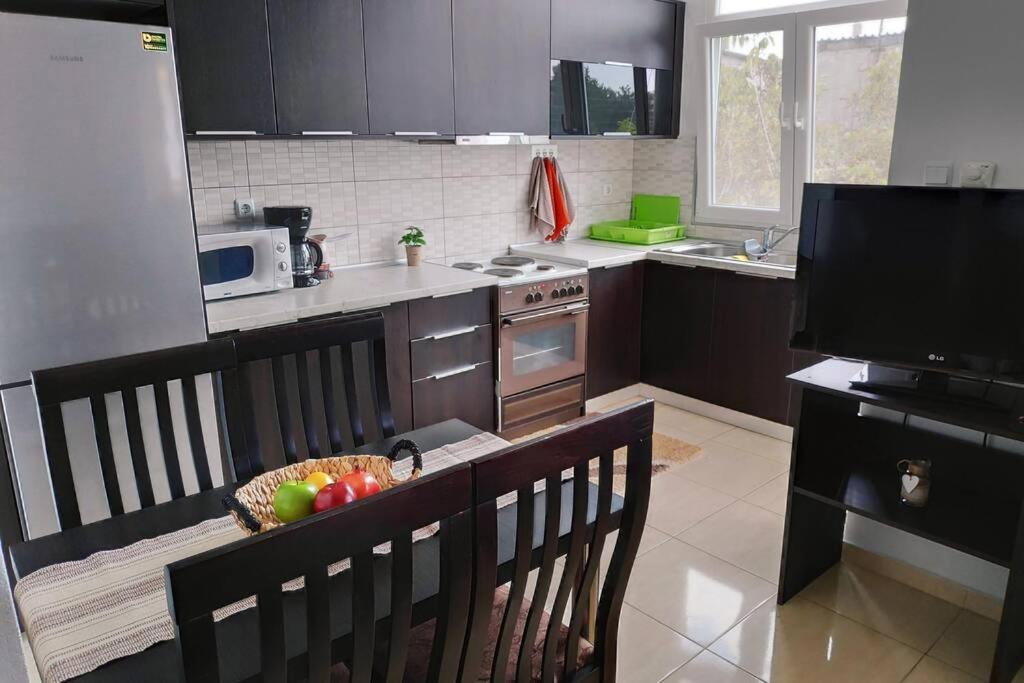 מטהמורפוסי Iris Room מראה חיצוני תמונה